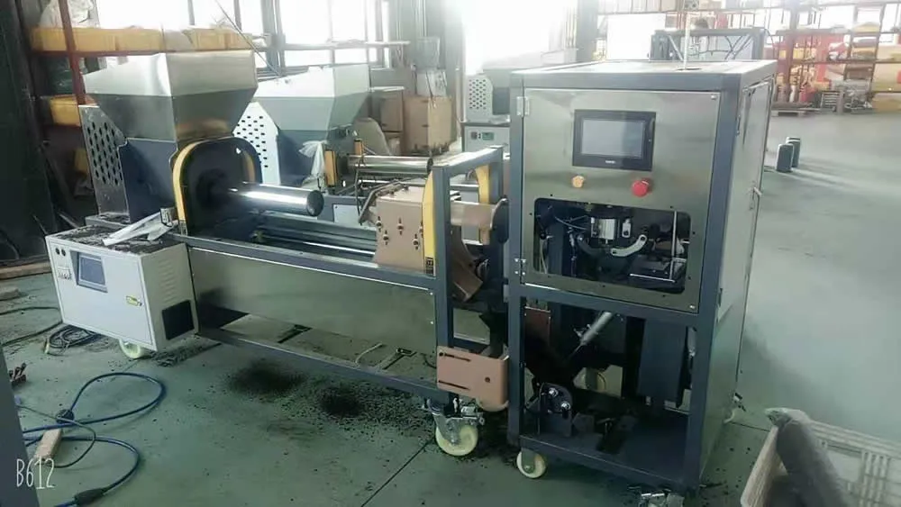 BMCXH900B Automatic Mushroom Bagging - Image 4