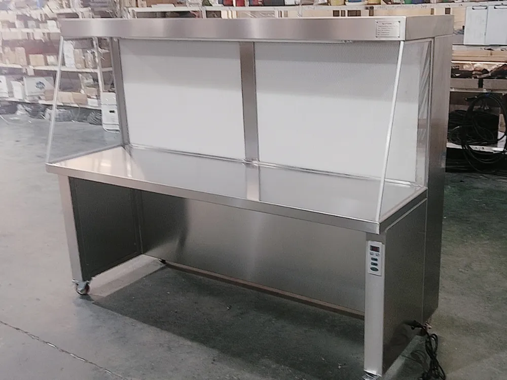 CBXH320A Laminar Flow Clean Bench - Image 2