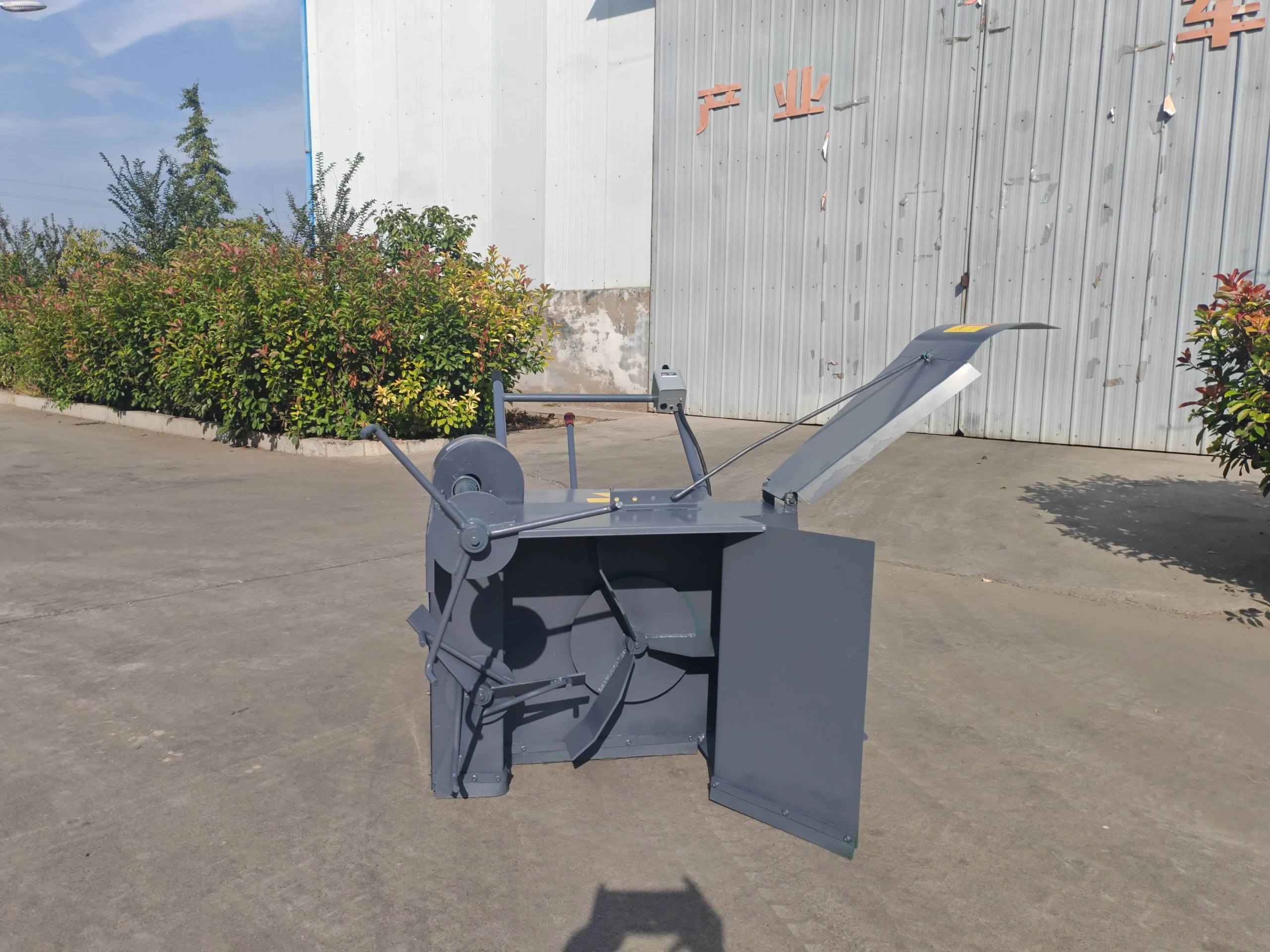 TUXH8000A Gantry Compost Turner for Mushroom Cultivation - Image 8